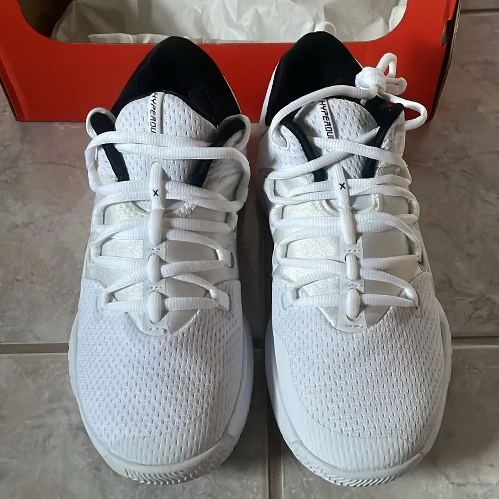 NIB NIKE HYPERDUNK LOW TB - Picture 2 of 8